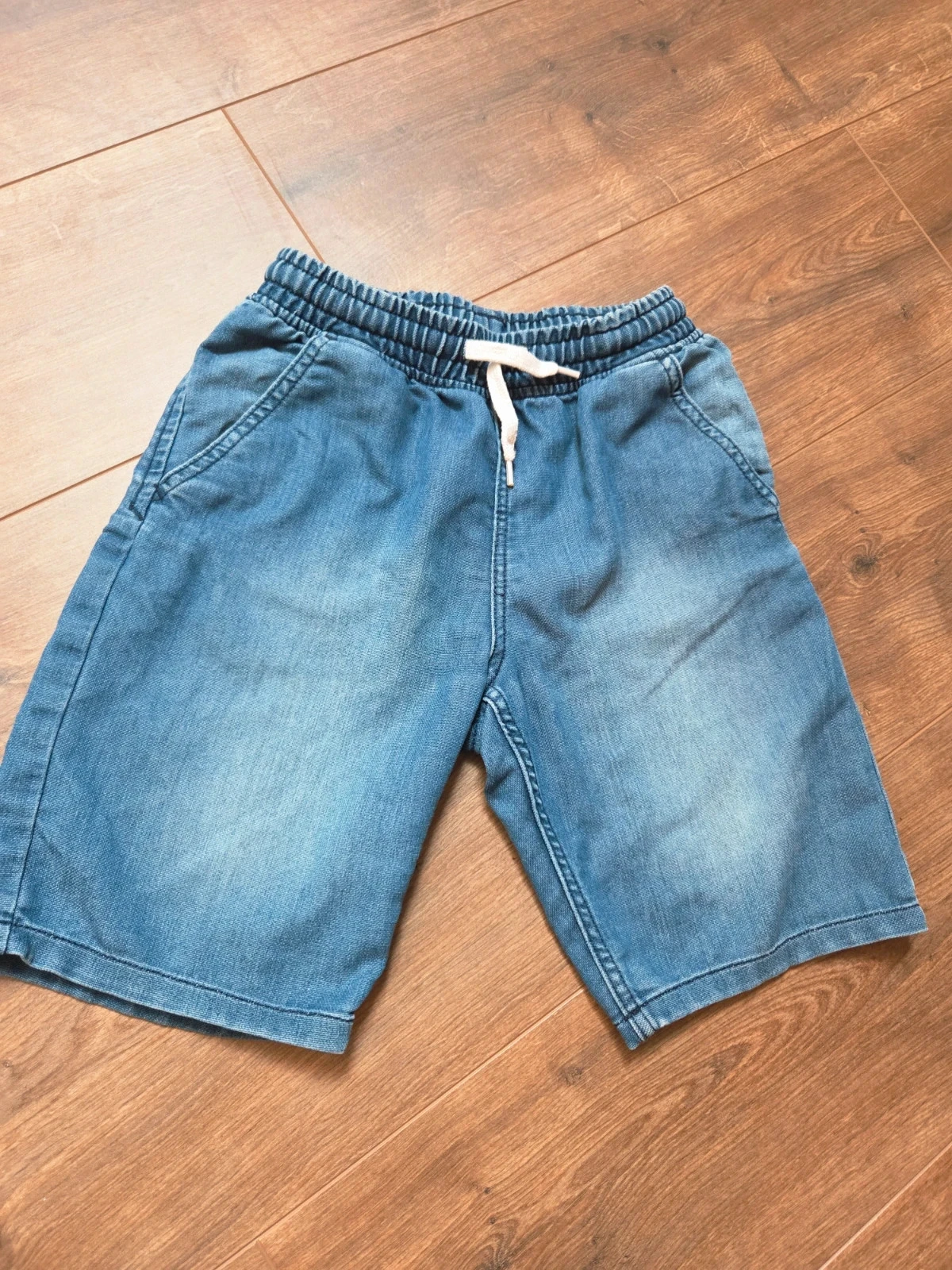Bermuda van katoen en gestreept t-shirt voor kinderen van 10 jaar – photo 2